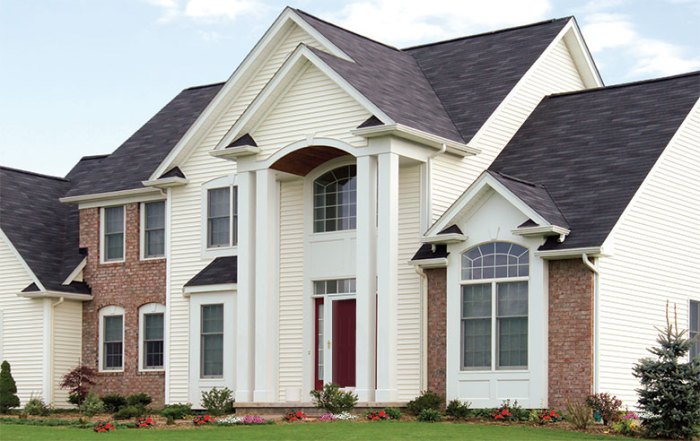 Summit Manor Vinyl Siding